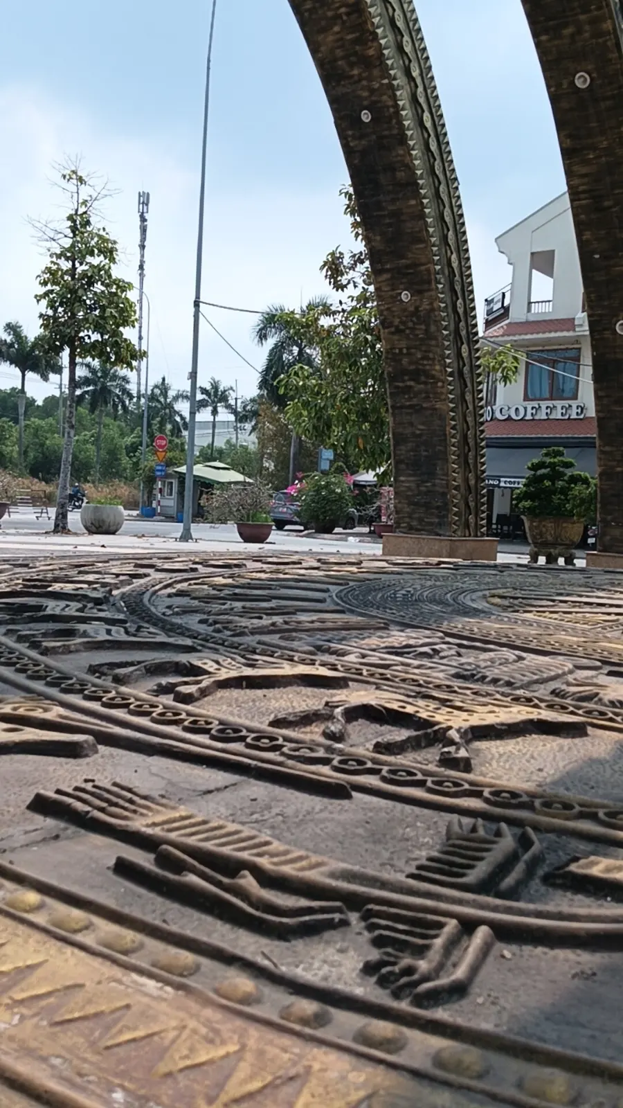Bán đất làng sen long an, góc 2MT 5.6x15m chính chủ chỉ 1ty150
